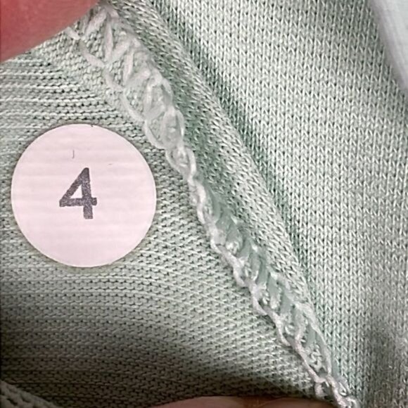 Lululemon Nouveau Limits Tank Top Sports Bra Sea Mist Teal Aqua Mint Yoga Sz 4 - Picture 12 of 13
